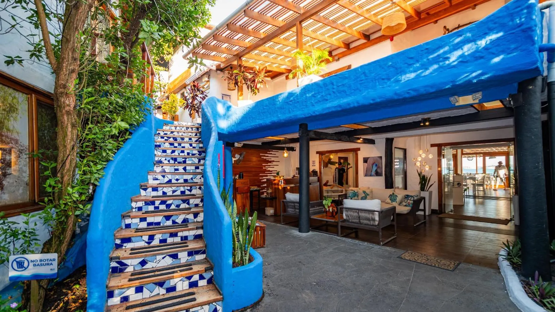 Blu Galapagos Sustainable Waterfront Lodge Puerto Ayora  Hotel Puerto Ayora (Galapagos Islands)