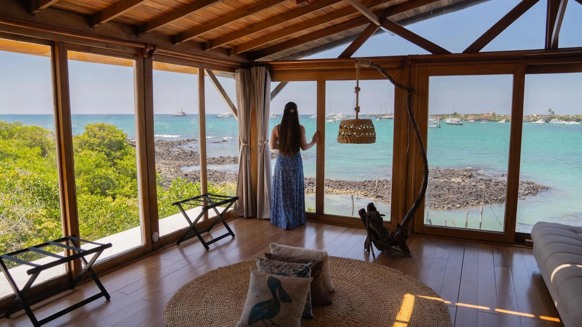 Blu Galapagos Sustainable Waterfront Lodge Puerto Ayora  Hotel