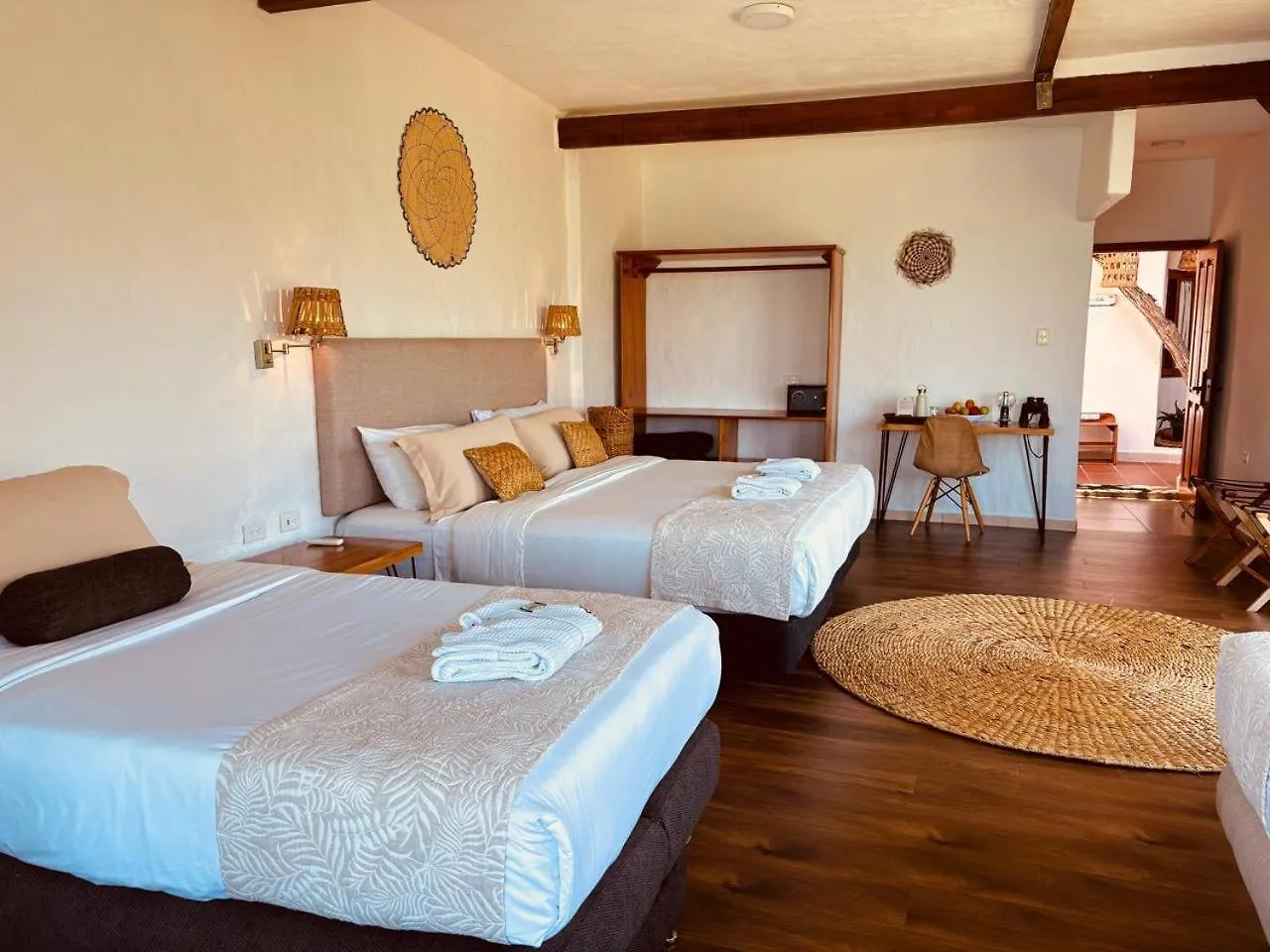 Hotel Blu Galapagos Sustainable Waterfront Lodge Puerto Ayora