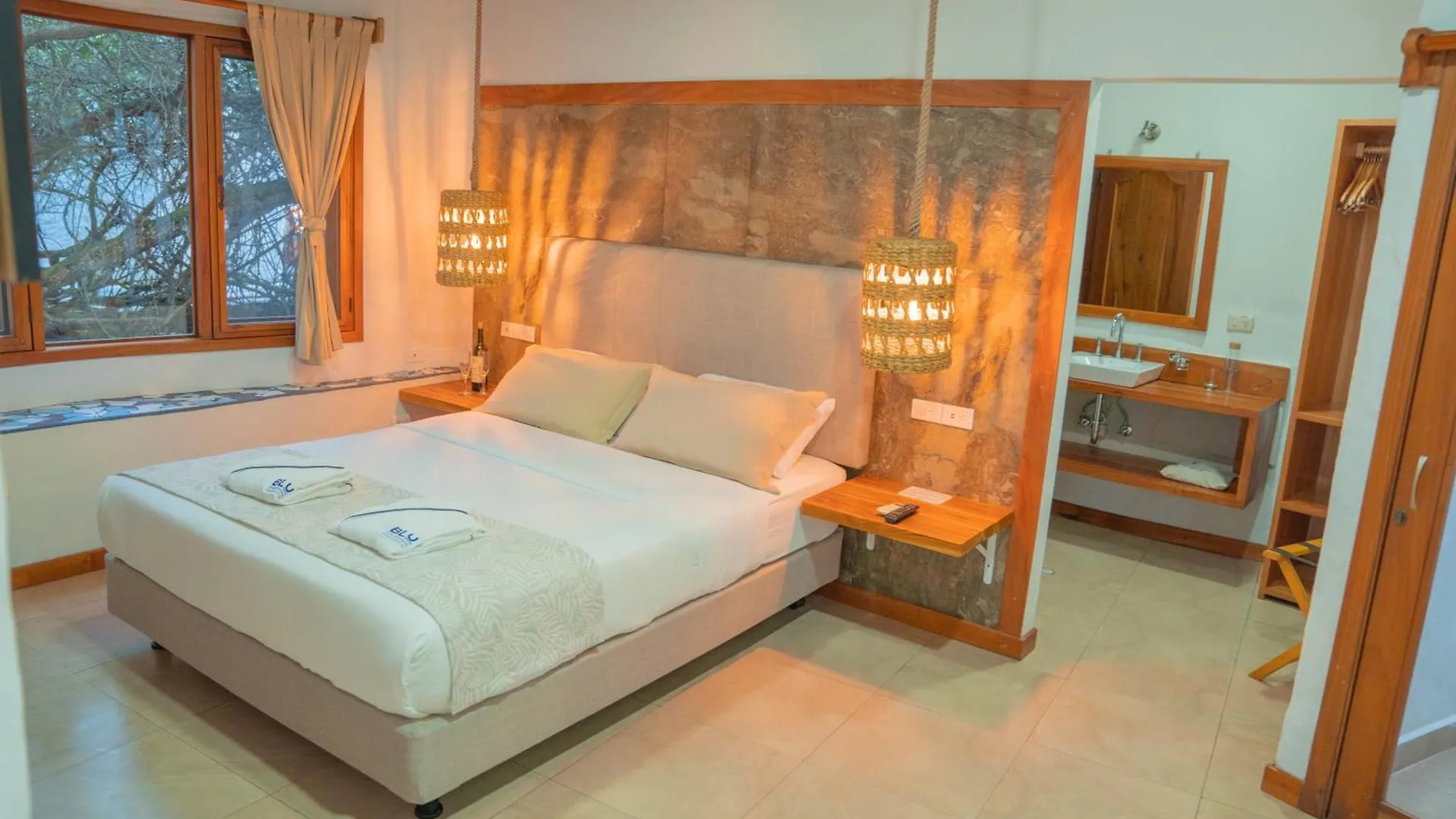 ***** Hotel Blu Galapagos Sustainable Waterfront Lodge Puerto Ayora  Ecuador